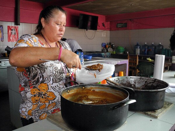 Las_Patronas_mujeres_55142724