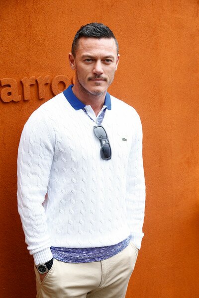 LUKE-EVANS-F LUKE-EVANS-F